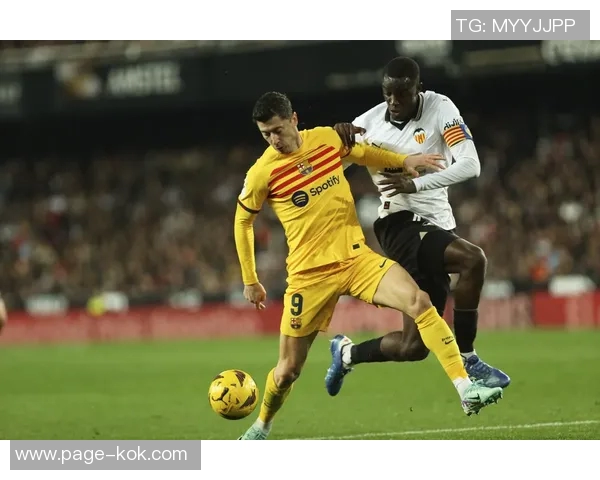 瓦伦西亚回顾阿尔巴三年历程110场比赛见证西甲首秀辉煌